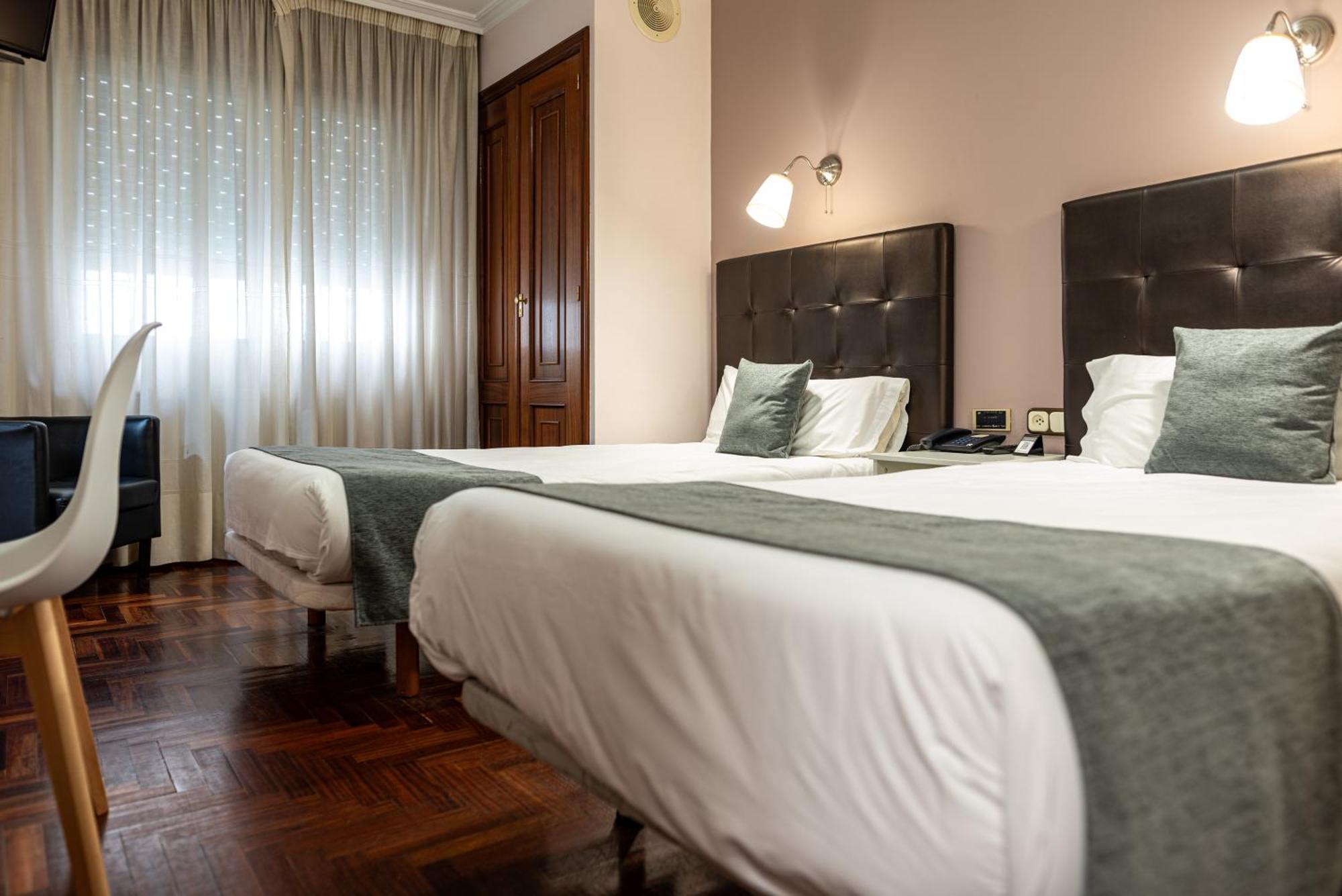 Hotel Alda Centro ปอนเตเบดรา ภายนอก รูปภาพ