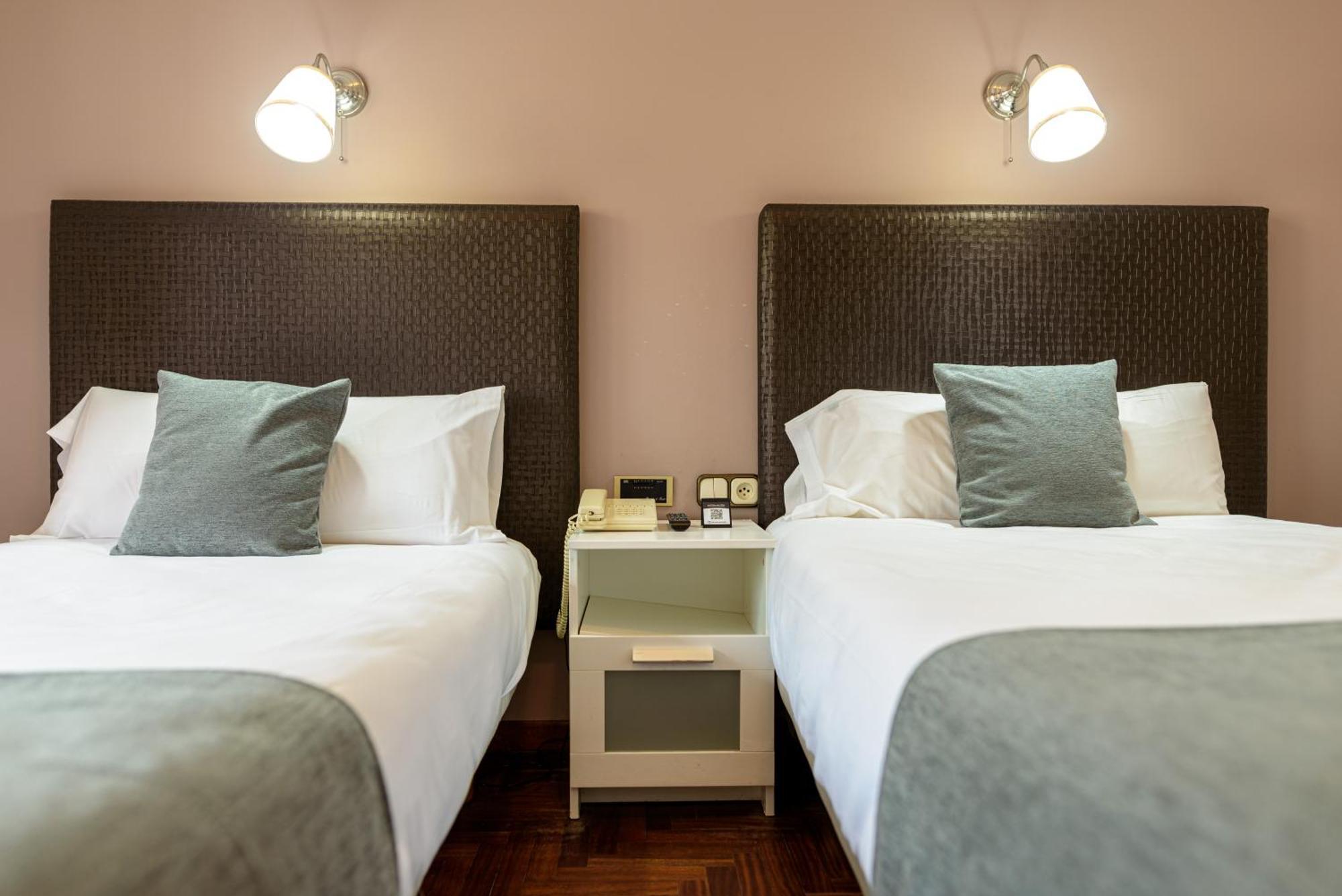 Hotel Alda Centro ปอนเตเบดรา ภายนอก รูปภาพ